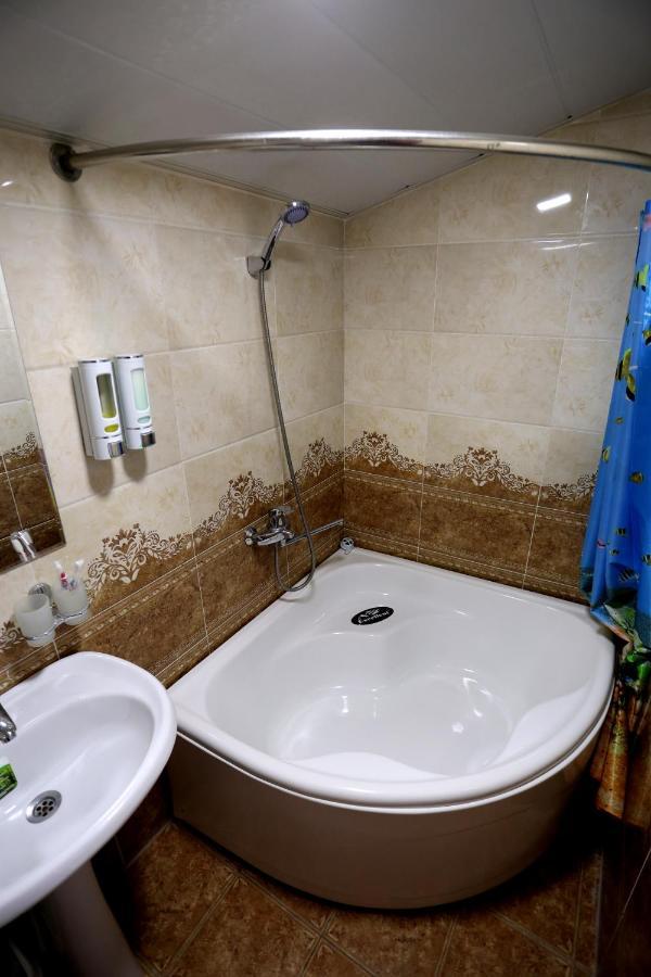 Hotel Plaza 777 Самарканд Екстериор снимка